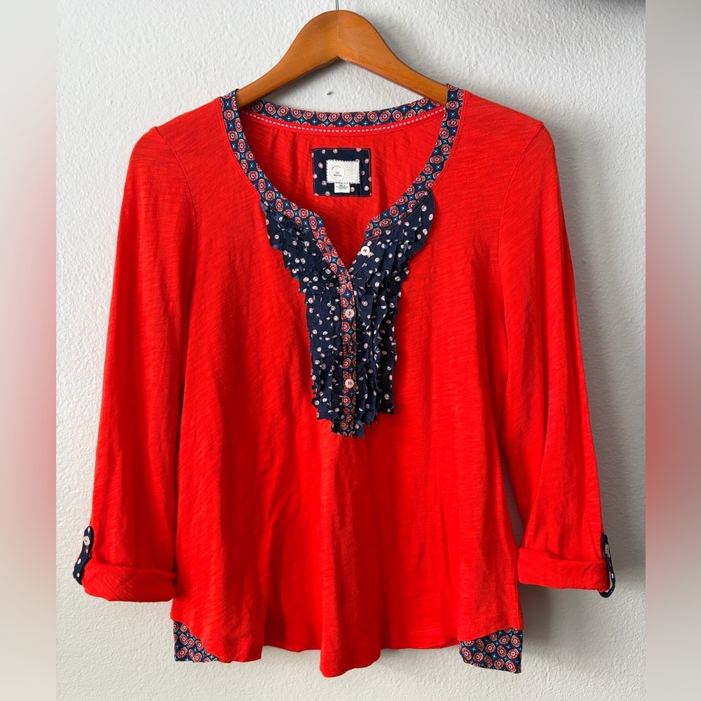 Anthropologie Postmark Ruffle Front Henley Top Red Orange Blue Women’s Medium